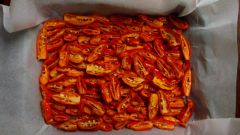 34. týden od výsevu - sušení zdravých papriček Naga Morich